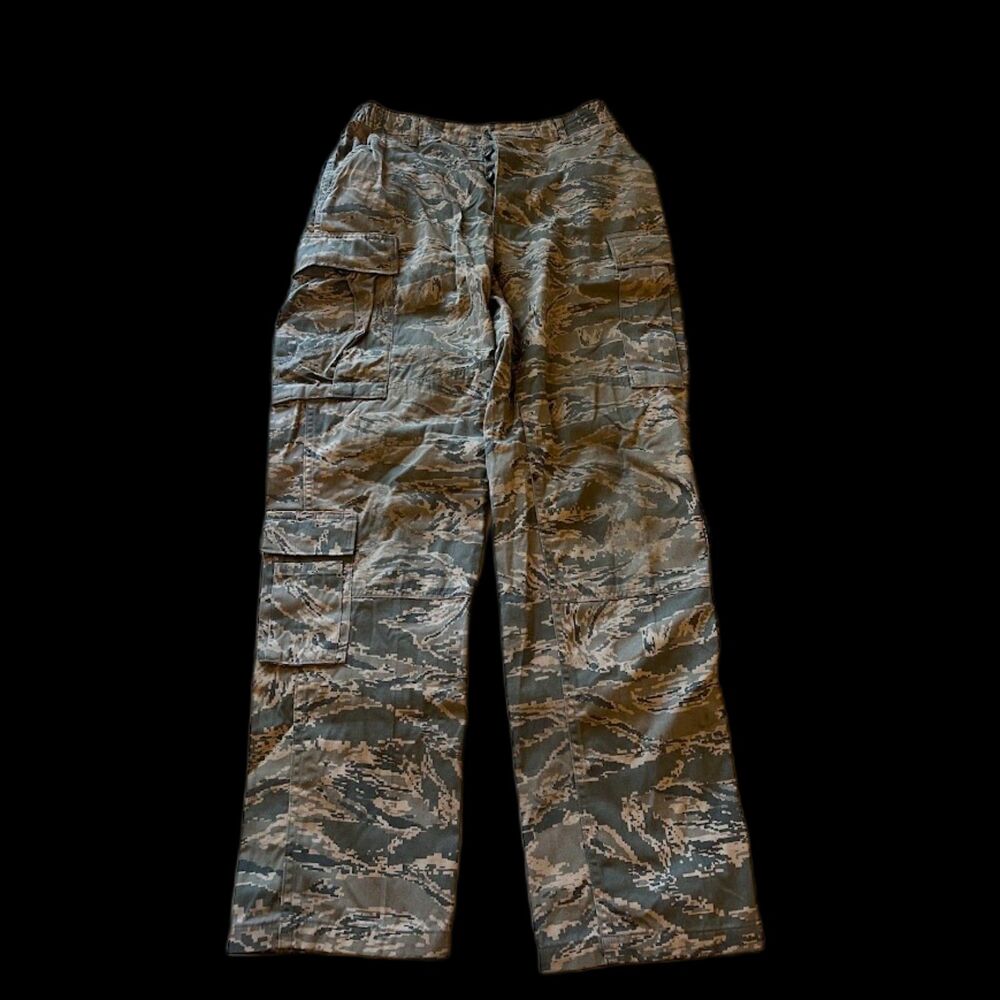 US Air Force Digital Camo Cargo Pants Size 32 Regular